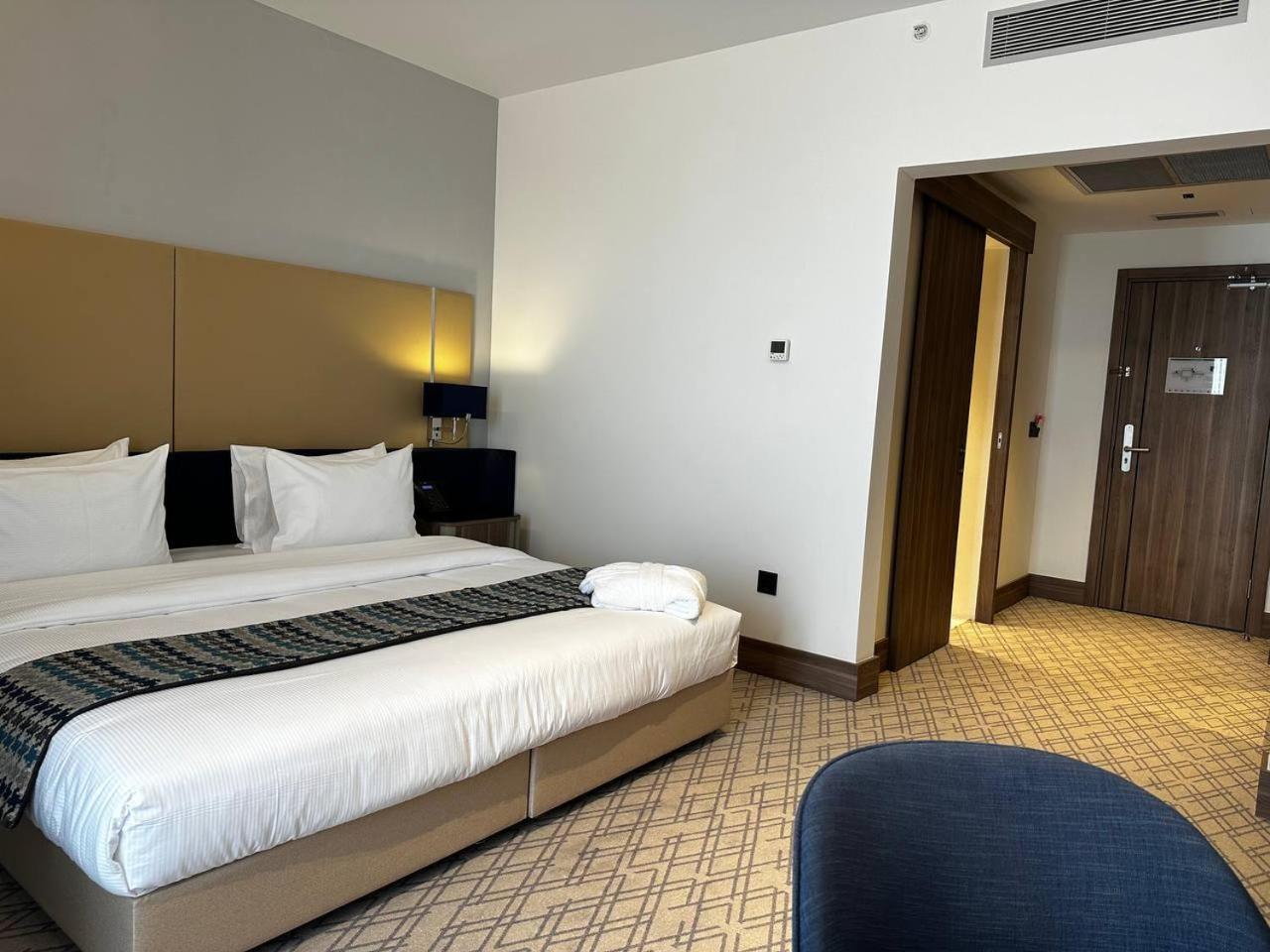 Готель Wyndham Бухара Екстер'єр фото